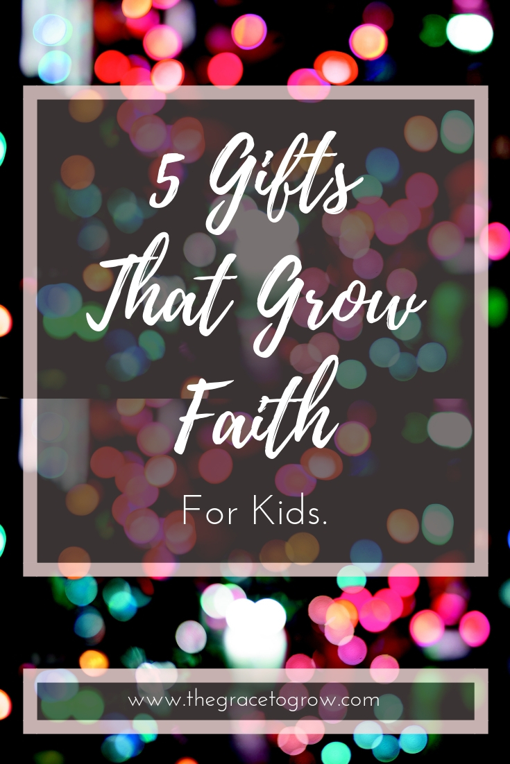 Are you looking for ways to grow your child's faith at Christmas? Here is a list of 5 gift ideas to grow your child's faith. #christmas #jesus #christmasgiftsforkids #christiankids